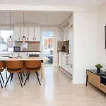 4 Star In Romo-by Traum 펜션 *
